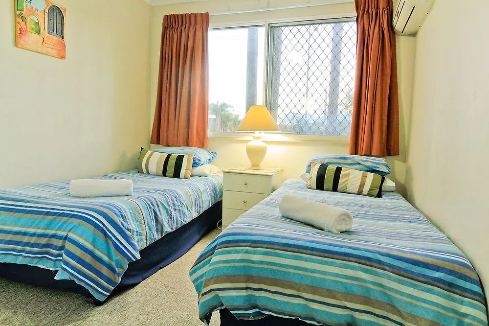 Key Largo Holiday Apartments Gold Coast 3*,